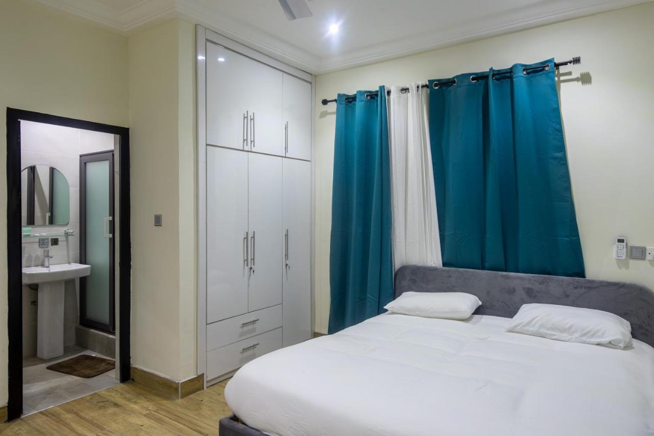 Cloud9 Apartments Аккра Экстерьер фото